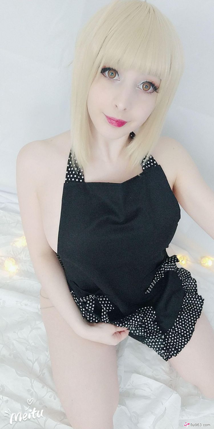 Mikomi Hokina - Saber Alter Apron (Fate Grand Order)